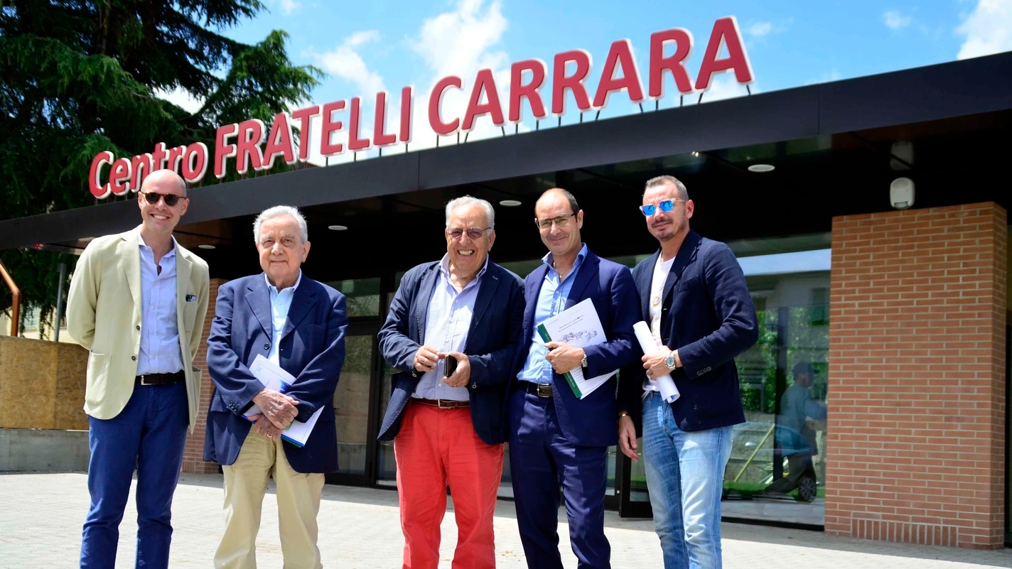 INSIEME Da sinistra Luca Gori, Ivano Paci, Luigi Bardelli, Marco e Maurizio Carrara (Quartieri)