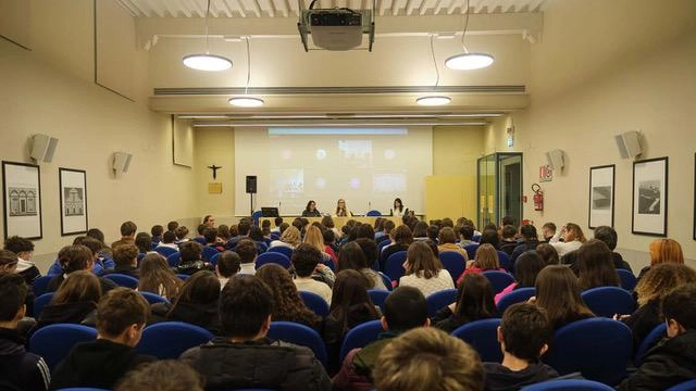 Young Historians festival  sfida aperta tra scuole  Scadenza il 5 maggio