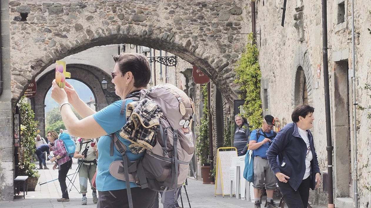 Il turismo lunigianese in un logo. La road map della sostenibilità: "Aggregati siamo competitivi"
