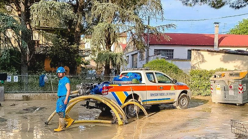 Le Misericordie senesi in Emilia Romagna  Oltre cento volontari per l’emergenza