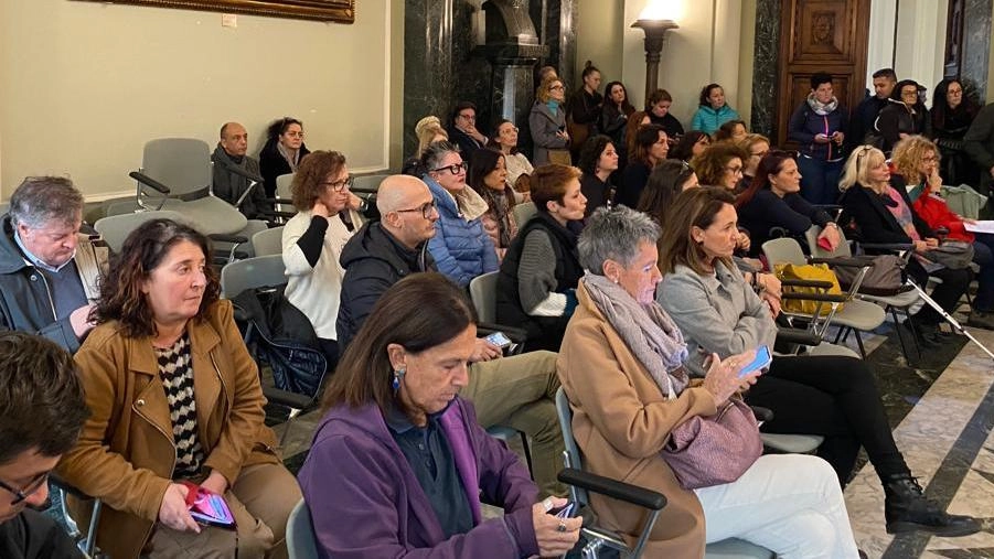 "Scelte tecniche, non politiche. E nessuno taglio alle classi" "Scelte tecniche, non politiche. E nessuno taglio alle classi"