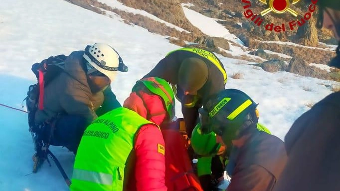 Cade e muore nel dirupo Fine choc per una docente dell’istituto “Passaglia“ Cade e muore nel dirupo Fine choc per una docente dell’istituto “Passaglia“