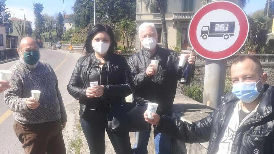 Due Comuni contro la Provincia sulla vicenda di Ponte all’Abate "No alla chiusura per un anno" Due Comuni contro la Provincia sulla vicenda di Ponte all’Abate "No alla chiusura per un anno"