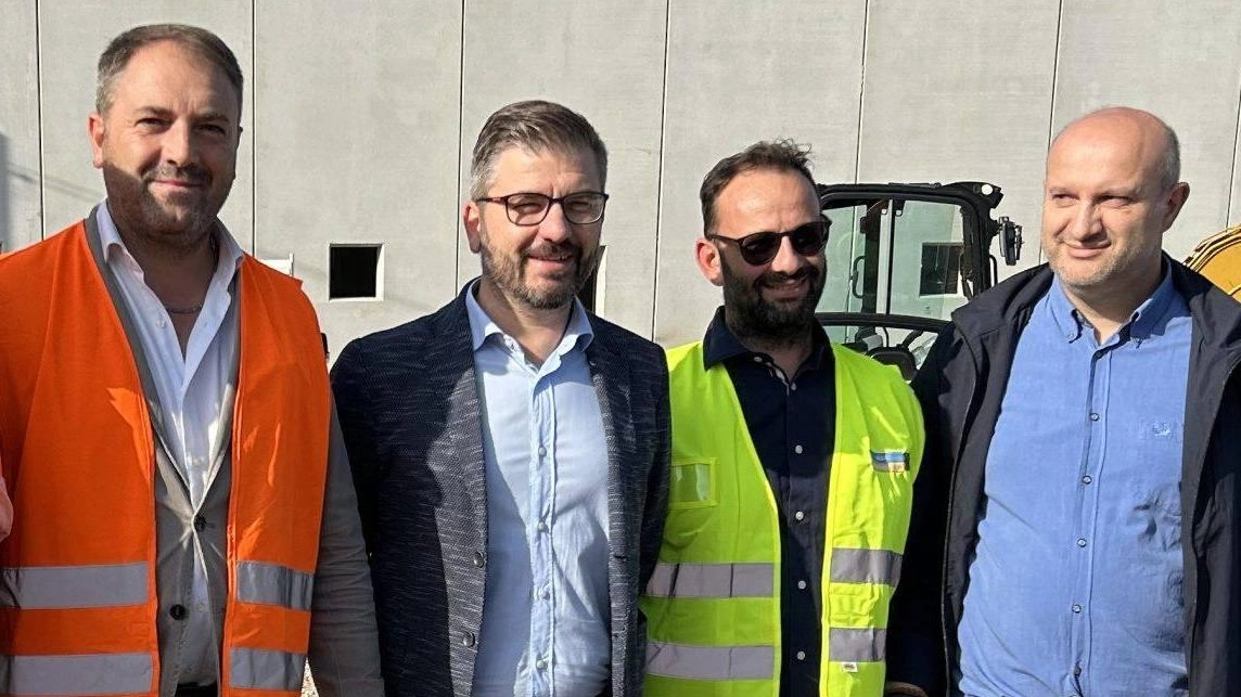 Area commerciale e posti auto. Operazione da un milione di euro Area commerciale e posti auto. Operazione da un milione di euro