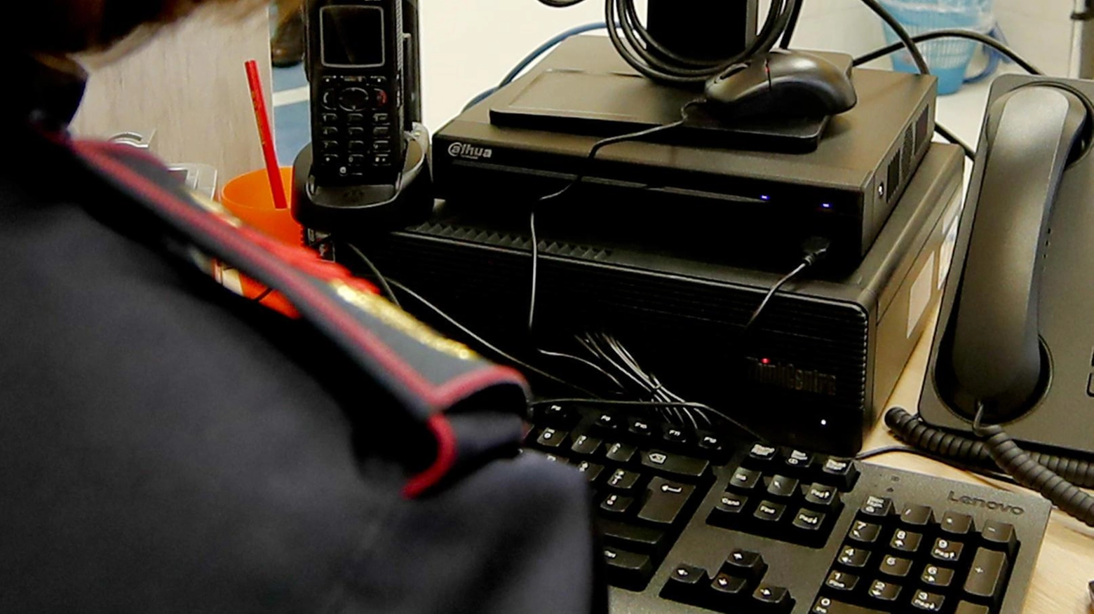 Misure anti-aggressione in Psichiatria. Pulsanti, telecamere e vigilantes Misure anti-aggressione in Psichiatria. Pulsanti, telecamere e vigilantes