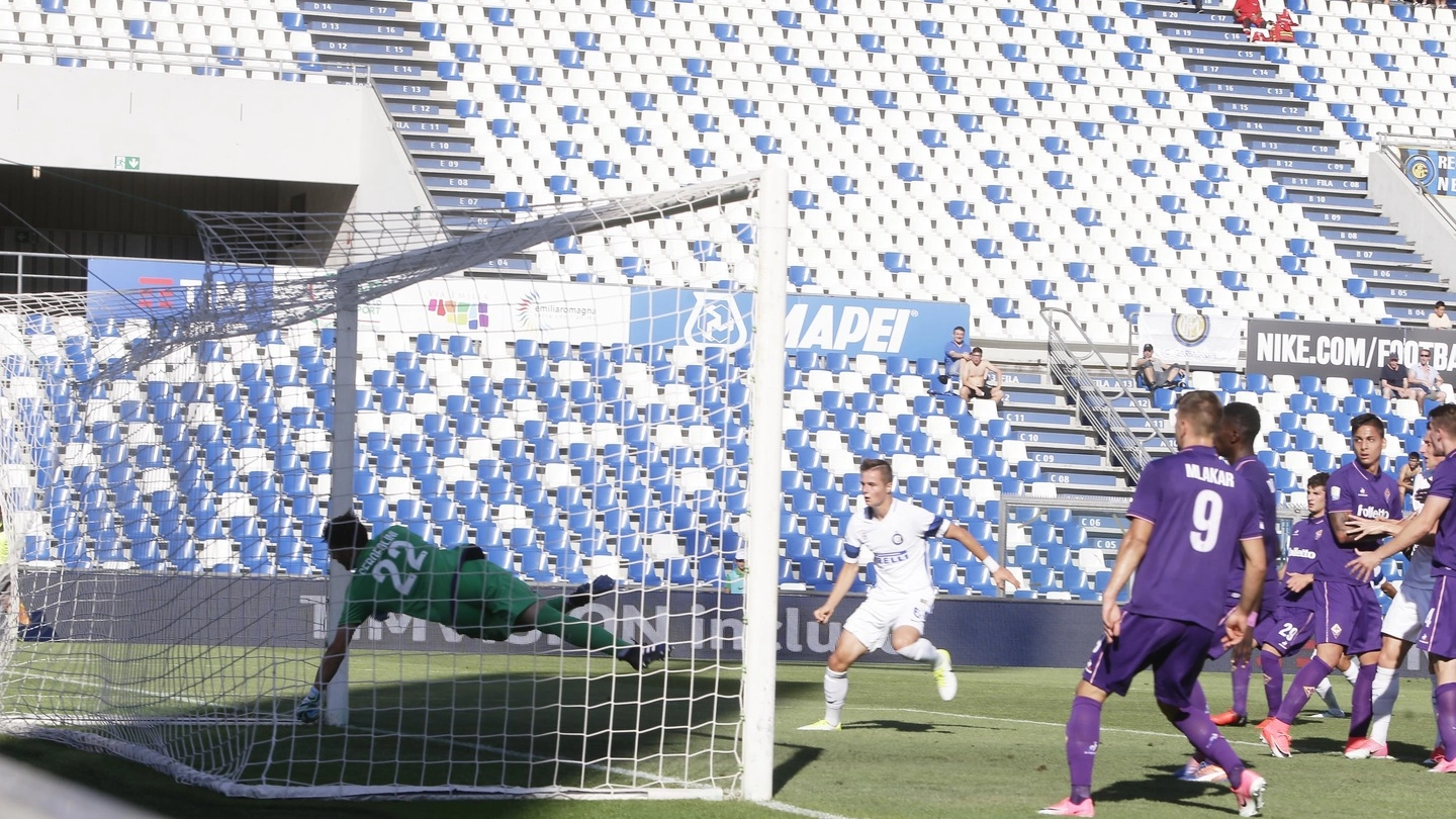 Fiorentina-Inter, il gol di Vanheusden (foto Liverani)