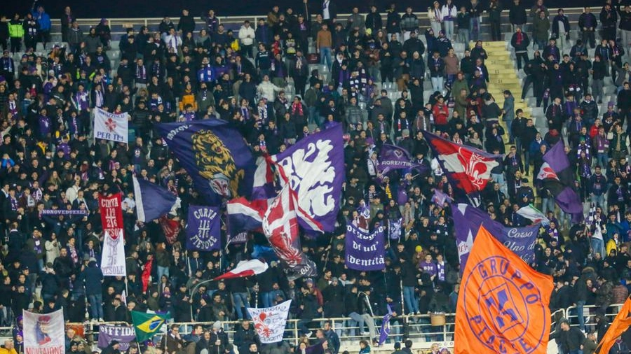 I tifosi della Fiorentina (Foto Germogli)
