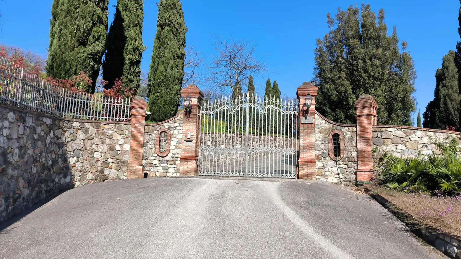 La villa di lusso "bloccata"