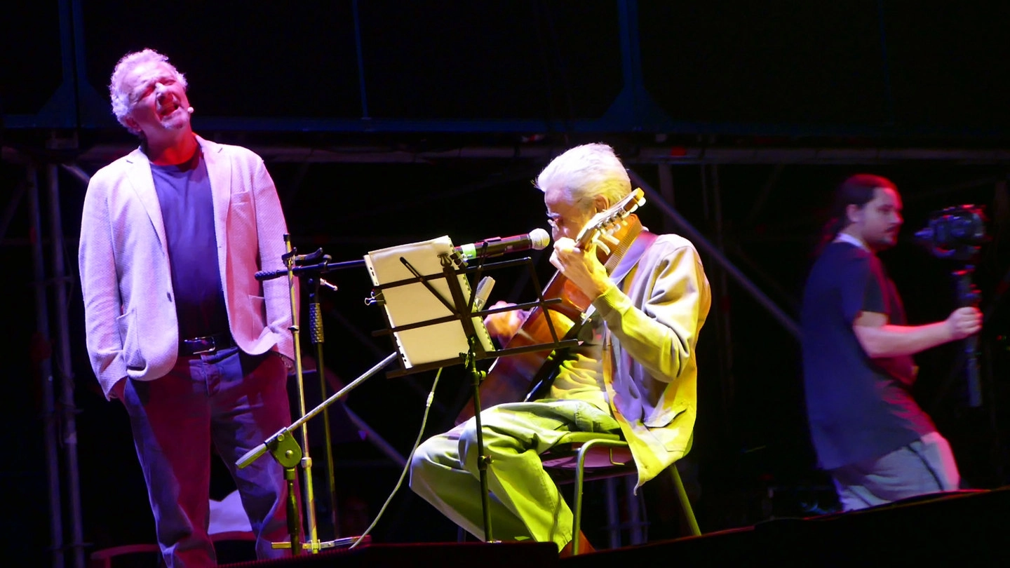 Giovanni Veronesi e Giovanni Nuti sul palco (foto Attalmi)