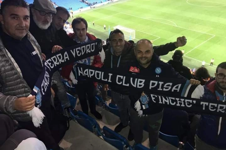 I tifosi pisani del Napoli allo stadio