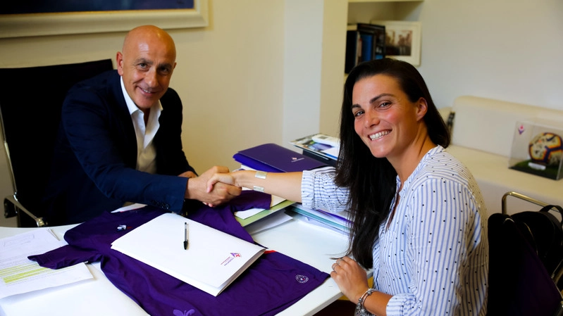 Alia Guagni rinnova il contratto con la Fiorentina (foto da ViolaChannel)