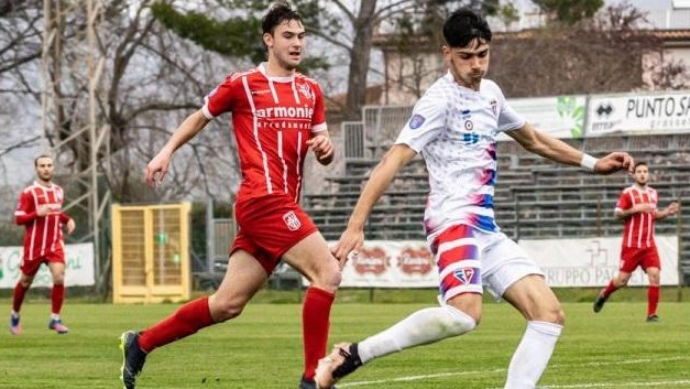 Doppietta e assist Pino da applausi Doppietta e assist Pino da applausi