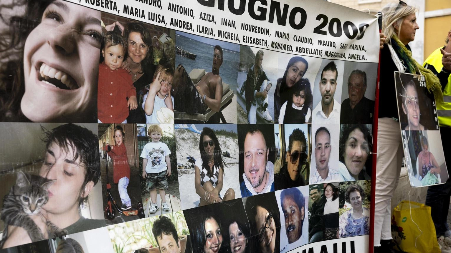 Il processo in Cassazione: "Confermare le condanne per la strage di Viareggio"