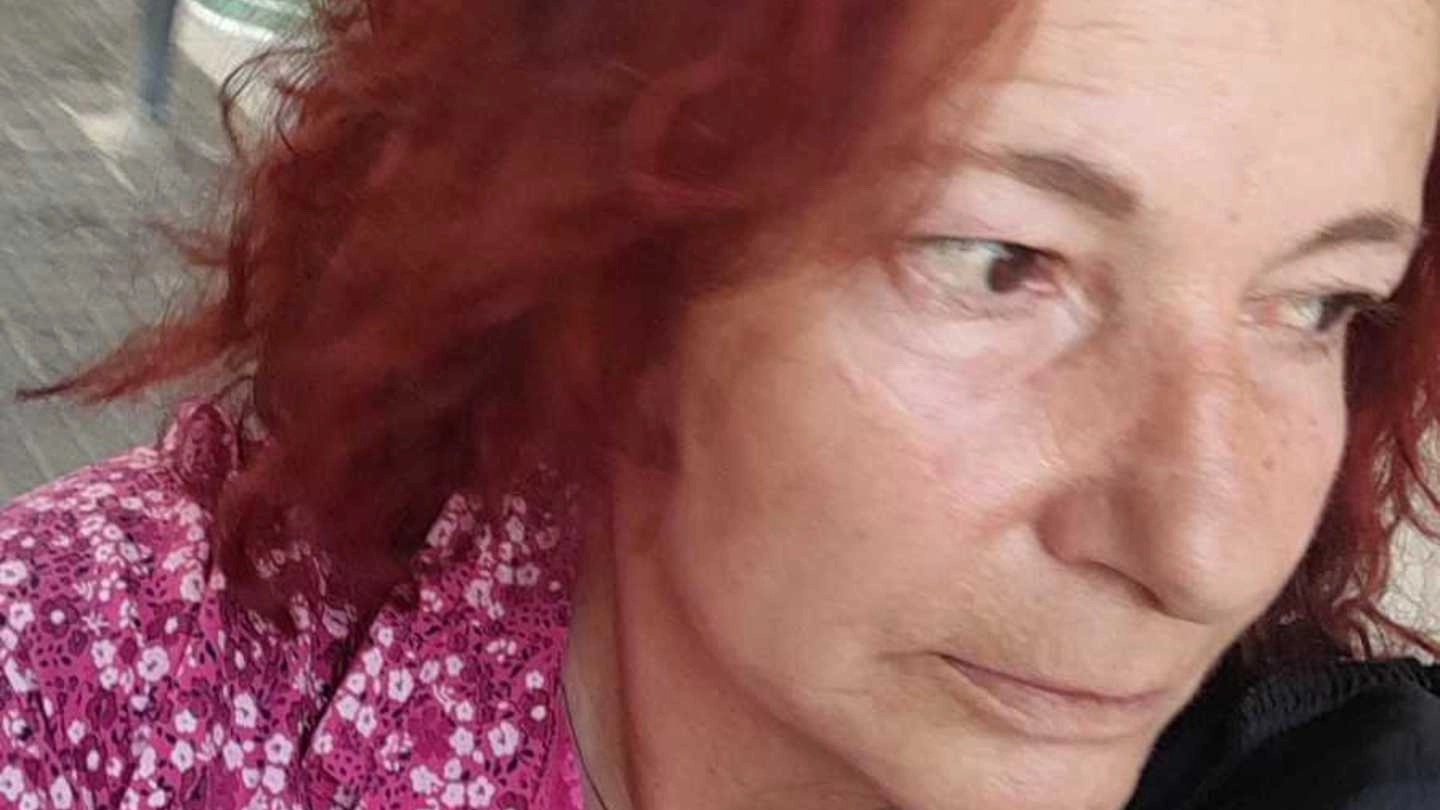 Sabrina Bencini, 57 anni di Poggibonsi, ha svolto nel tempo un’attività di badante e ha avuto impieghi nel settore delle pulizie ma ora non può lavorare perché malata
