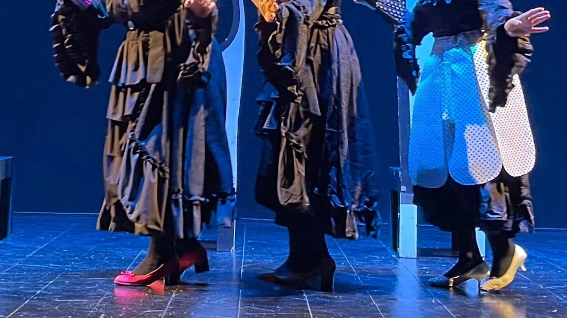 Minimal Teatro. Una Cenerentola tutta da ridere
