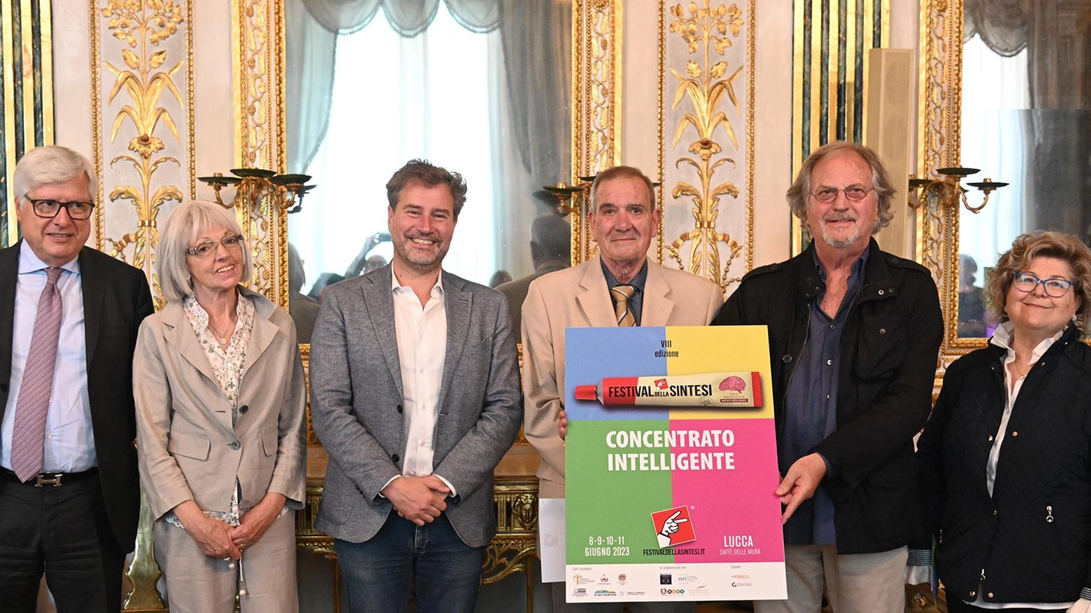 Il Festival della Sintesi resta a Lucca Location ideale il Caffè delle Mura Il Festival della Sintesi resta a Lucca Location ideale il Caffè delle Mura