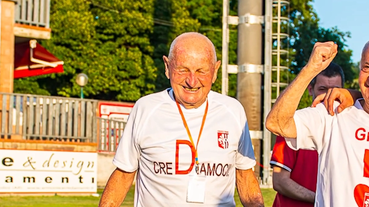 Da decenni sempre vicino ai colori biancorossi.