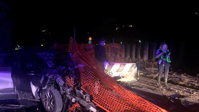 Incidente mortale sulla Provinciale Schianto causato da un malore? Il magistrato dispone l’autopsia Incidente mortale sulla Provinciale Schianto causato da un malore? Il magistrato dispone l’autopsia