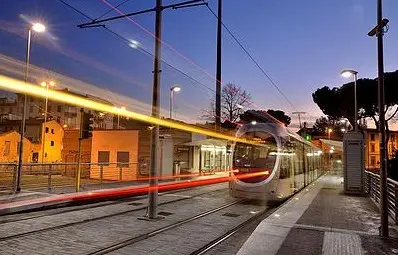 Tramvia, il venerdì e sabato corse fino alle due della notte