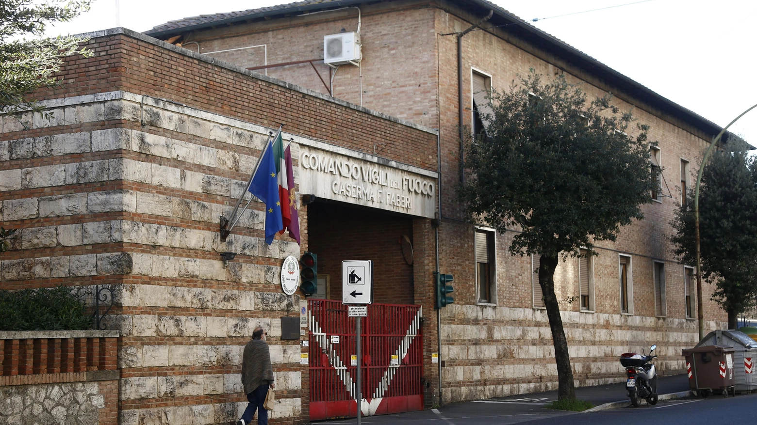 Ex caserma, variante al via Primo passo per la scuola Ex caserma, variante al via Primo passo per la scuola