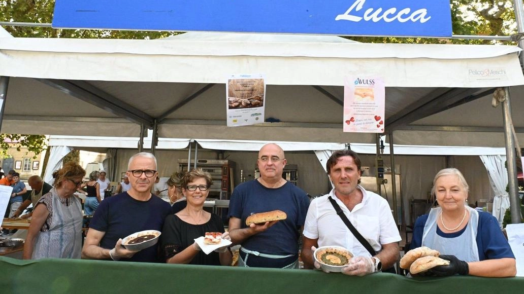 Un bel successo in piazza per “Pane e...“ di Confartigianato Un bel successo in piazza per “Pane e...“ di Confartigianato