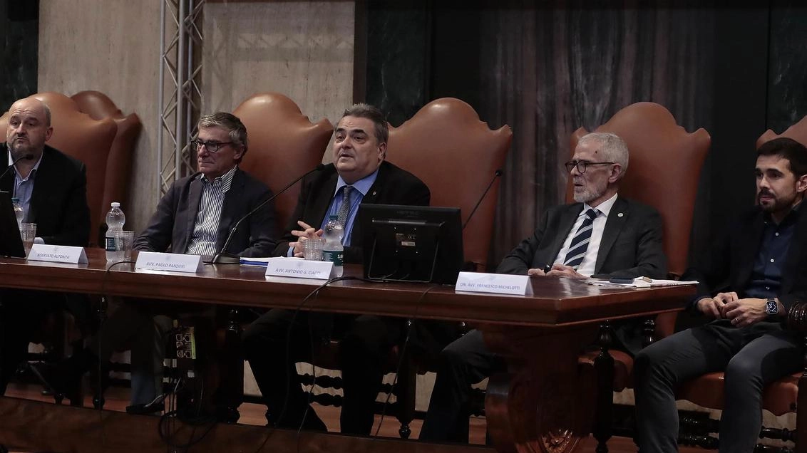 Michelotti-Franceschelli Duello sulla riforma e il premierato forte Michelotti-Franceschelli Duello sulla riforma e il premierato forte