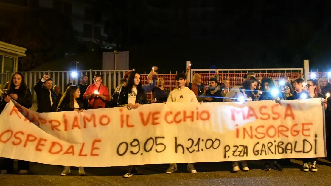 Ospedale di Comunità Lenzoni e Bennati bocciano il progetto Ragaglini ’chiama’ l’Asl Ospedale di Comunità Lenzoni e Bennati bocciano il progetto Ragaglini ’chiama’ l’Asl