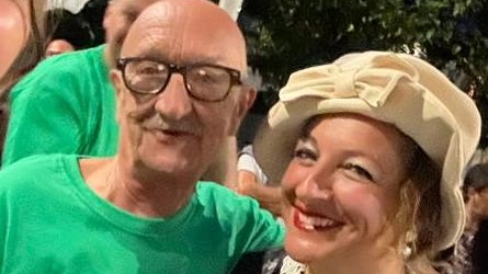 Franco Lavagnini con la figlia Ketty alla sfilata in costume Franco Lavagnini con la figlia Ketty alla sfilata in costume