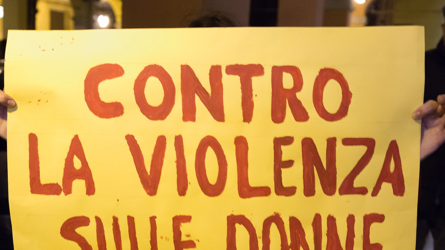 Violenza sulle donne Violenza sulle donne