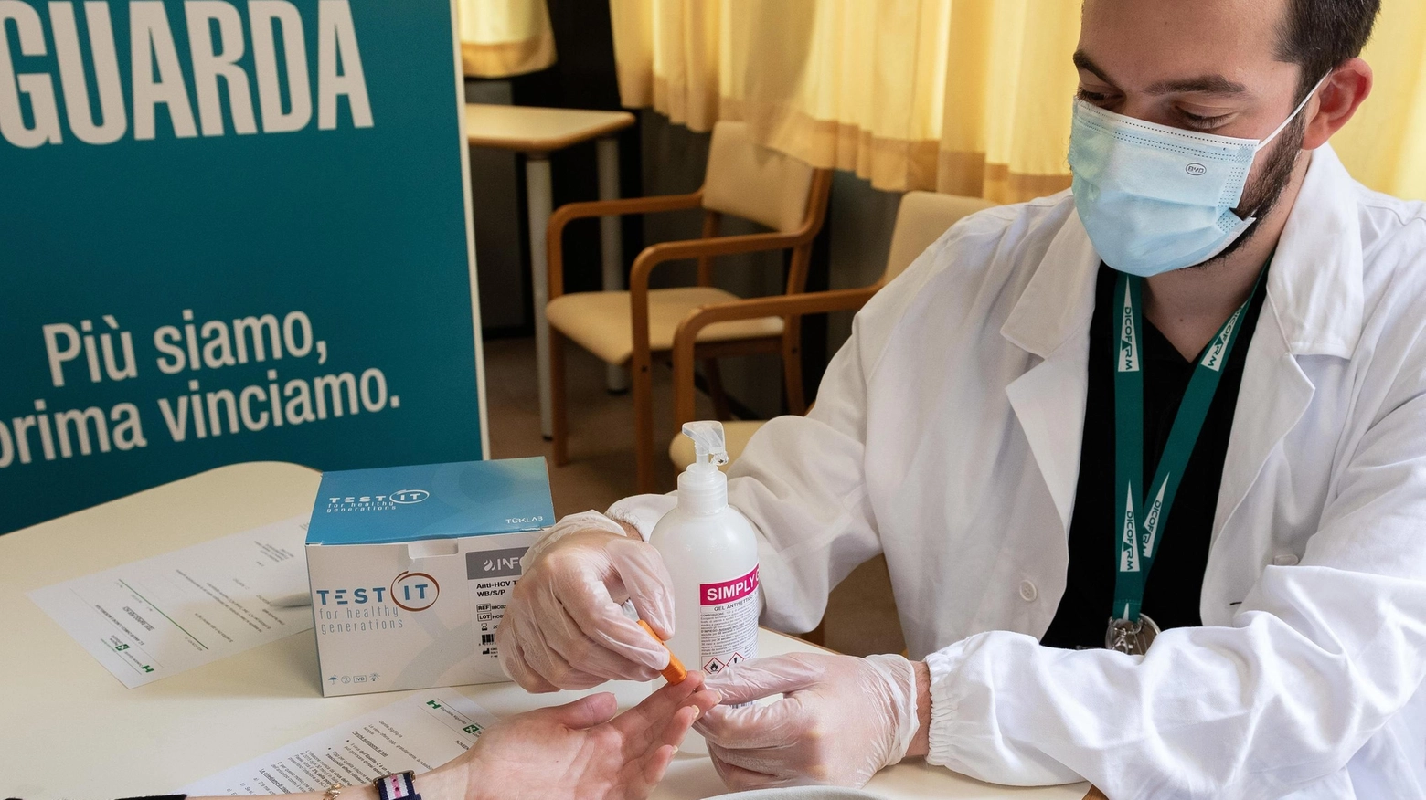 Tre appuntamenti con i test ’pungidito’ gratuiti per i nati tra il 1969 e il 1989