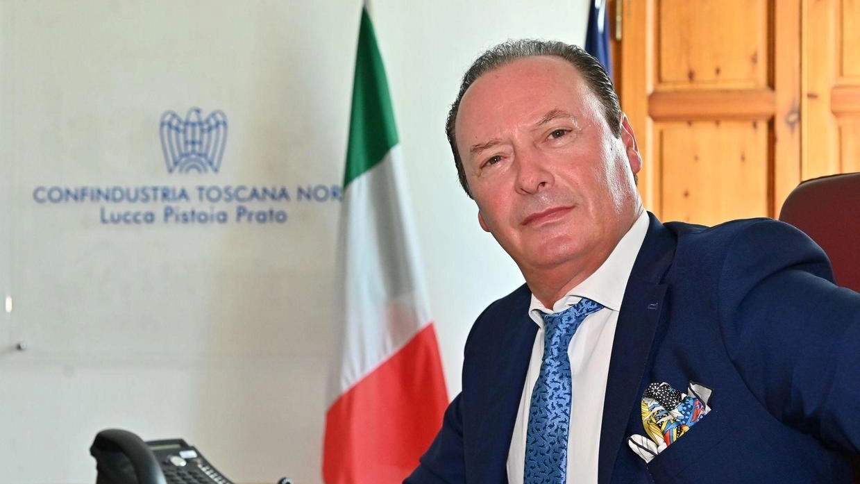 La chiusura ai mezzi pesanti: "Ci spaventa in via delle Cartiere" La chiusura ai mezzi pesanti: "Ci spaventa in via delle Cartiere"