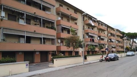 Le palazzine in via Perugia che il proprietario vuole affittare ai richiedenti asilo