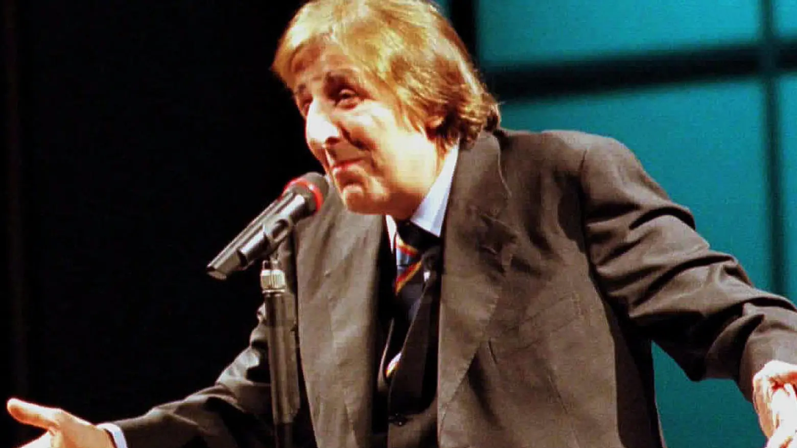 Tra gli scenari anche uno show a Lucca Tra gli scenari anche uno show a Lucca