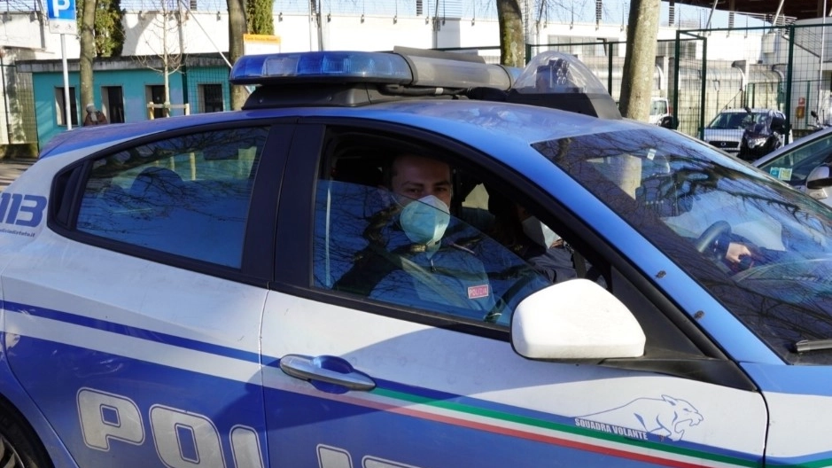 La polizia