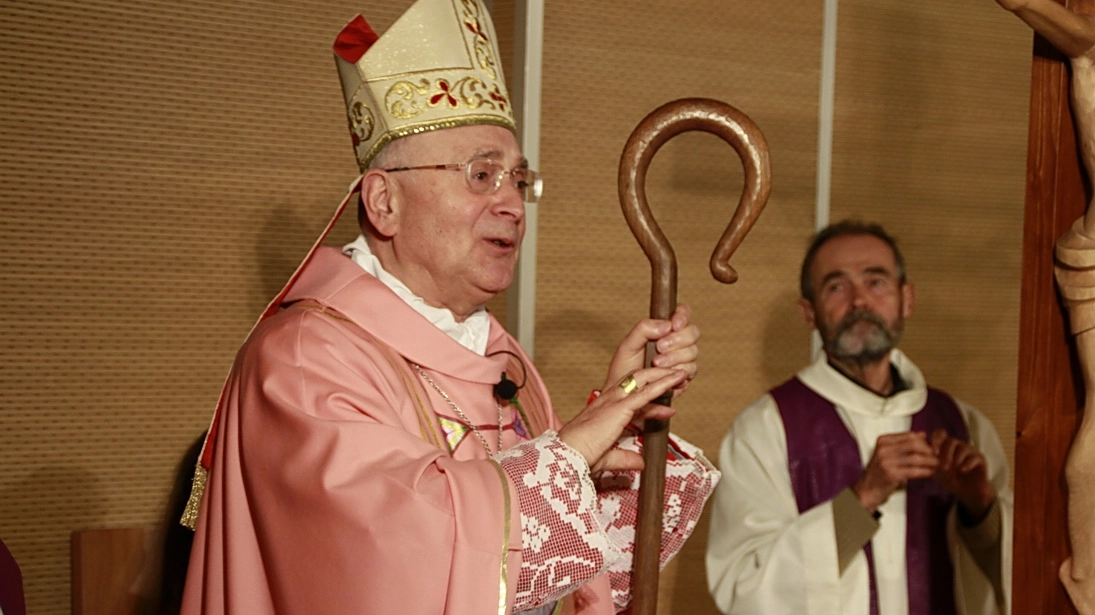 Vescovo Italo Castellani