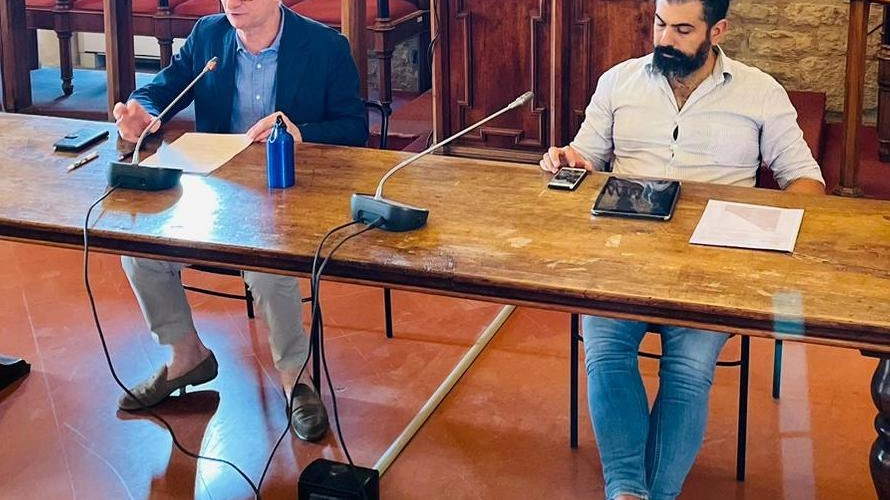 Gubbio cantiere aperto Stirati: "I lavori in centro non sono una maledizione" Gubbio cantiere aperto Stirati: "I lavori in centro non sono una maledizione"