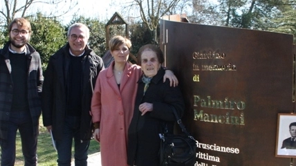 Il sindaco Brenda Barnini con Fedora Mancini e l’assessore regionale ed ex sindaco di Empoli Vittorio Bugli