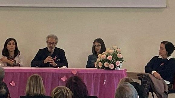 Cura del tumore al seno. Il grande incontro Cura del tumore al seno. Il grande incontro
