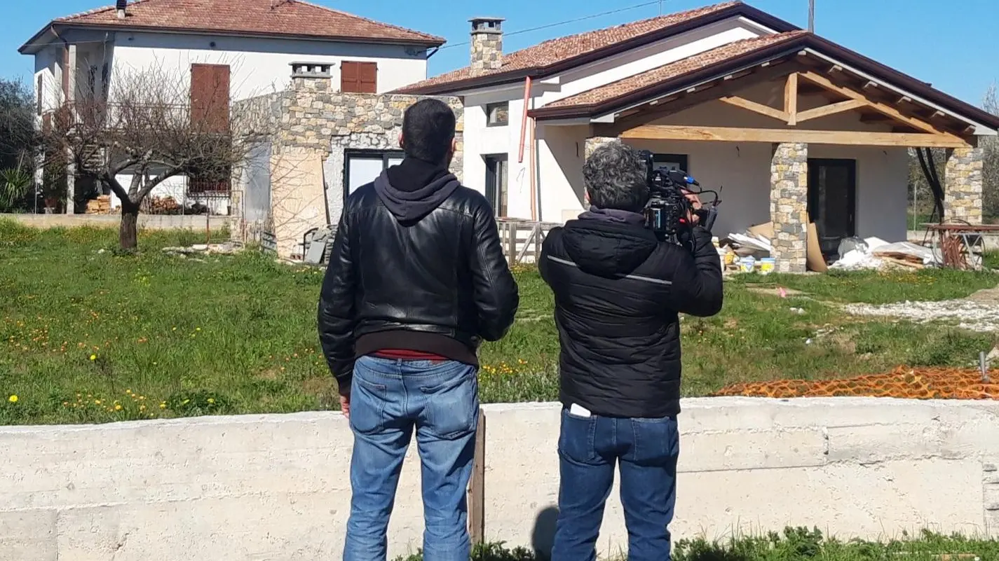 La caduta dal soppalco ha ucciso l’elettricista La caduta dal soppalco ha ucciso l’elettricista