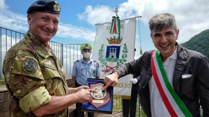 La visita dell’ammiraglio Lazio a Riccò ospite del sindaco Figoli (foto Elisabetta Cesari)