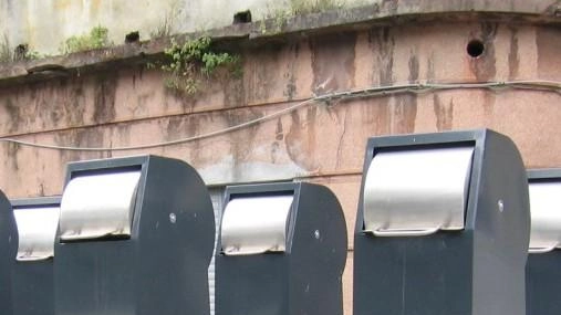Isole ecologiche in centro. Via allo studio di aree interrate per eliminare i rifiuti dei negozi