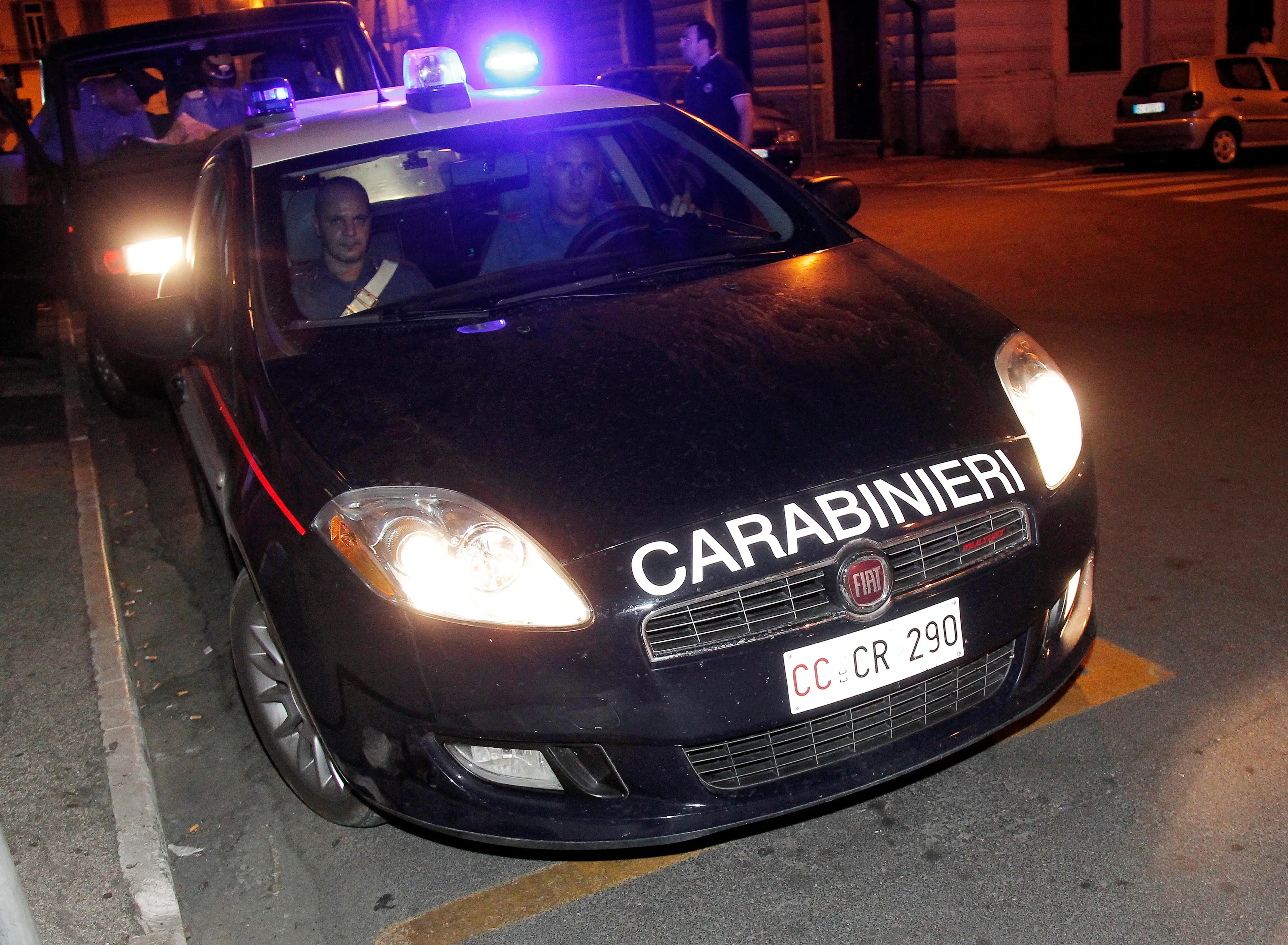 Rapina di notte in casa di un'anziana coppia, portati via i gioielli