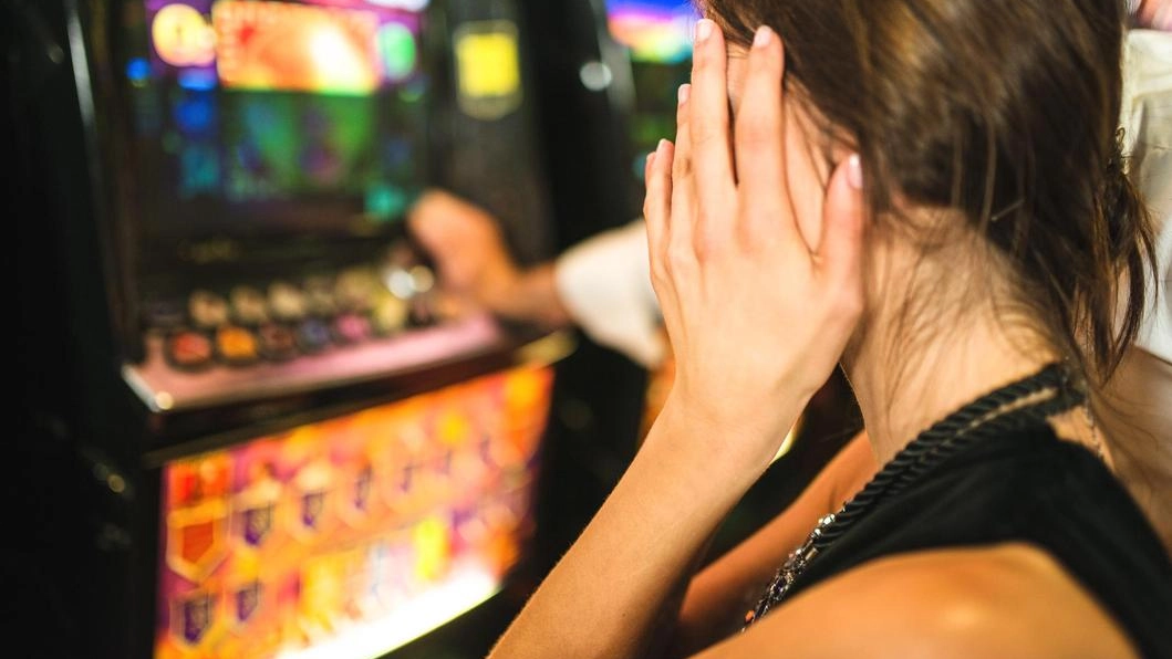 Ottantaquattro milioni bruciati. Slot e scommesse on line. I dati choc del fenomeno Ottantaquattro milioni bruciati. Slot e scommesse on line. I dati choc del fenomeno