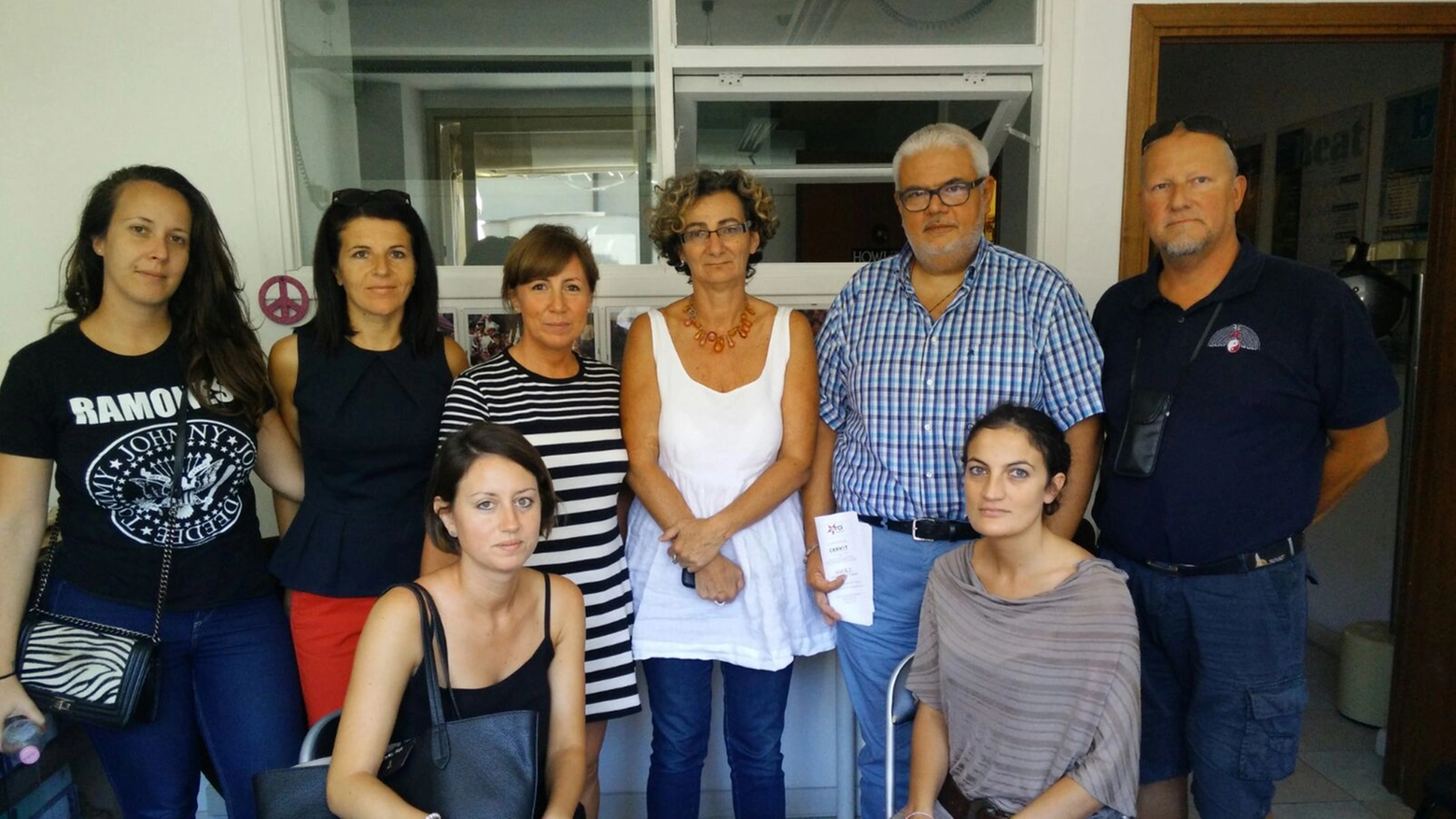 Arci, Uisp, le volontarie dell'associazione Iaia e l'assessore Salvini