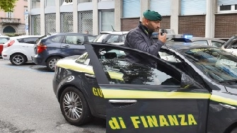 Guardia di finanza (foto d'archivio) Guardia di finanza (foto d'archivio)