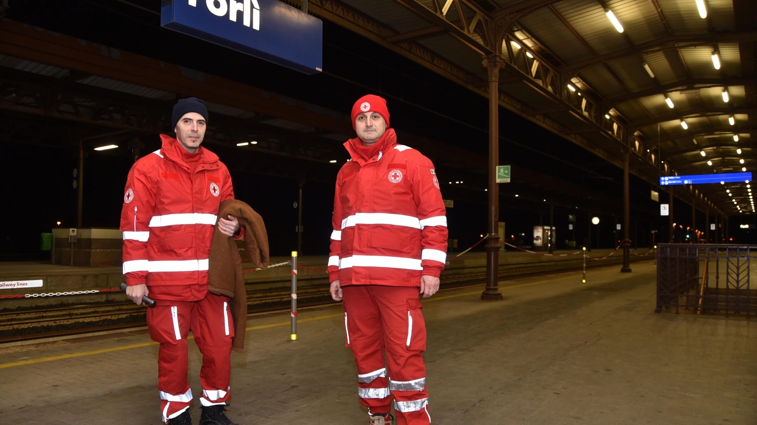Volontari della Croce Rossa in servizio (foto Fantini)
