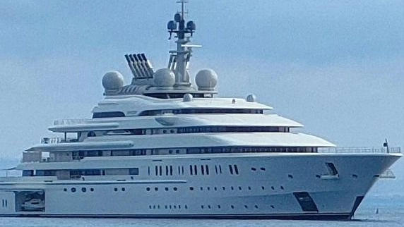 Lo yacht «Opera» dello sceicco Al Nahyan