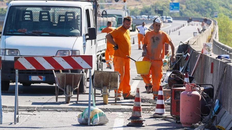 Cantieri Autopalio, tempi lunghi. Bassi: "Lavori sette giorni su sette" Cantieri Autopalio, tempi lunghi. Bassi: "Lavori sette giorni su sette"