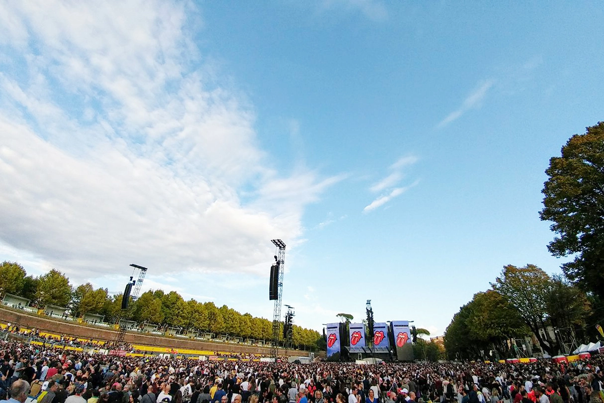 Grande attesa per il concerto dei Rolling Stones (Alcide)