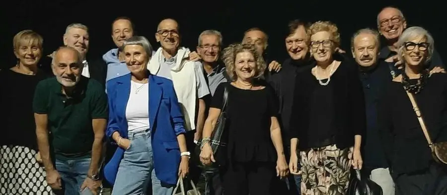Rimpatriata dopo 40 anni Cena di classe amarcord